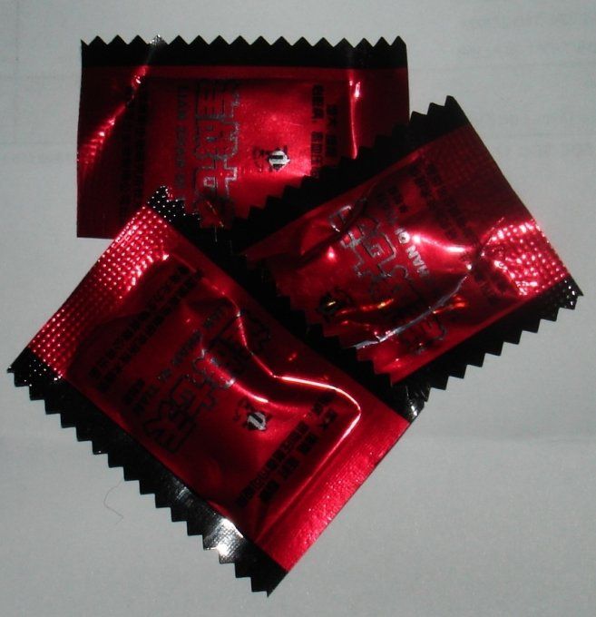 ZHENG TOU GI SHI - RED EDITION - ( HERBAL PENIS FORMULA FOR MEN )  lot de 2 caps ROUGE